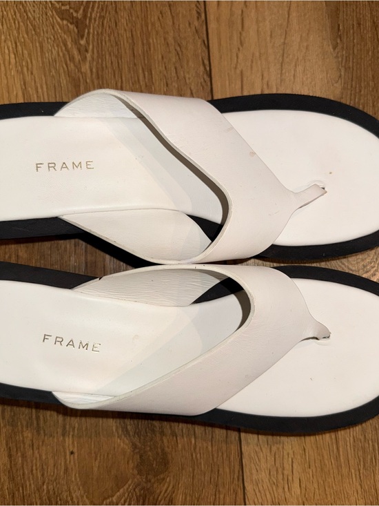 Frame Denim White Leather Thong Sandals with Black Sole main image 1